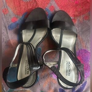 Kenneth Cole Reaction Elegant Black Sandals